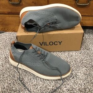 Men's Vilocy Gray and Brown Casual Shoes